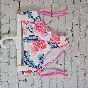 Cinch side swim bottoms